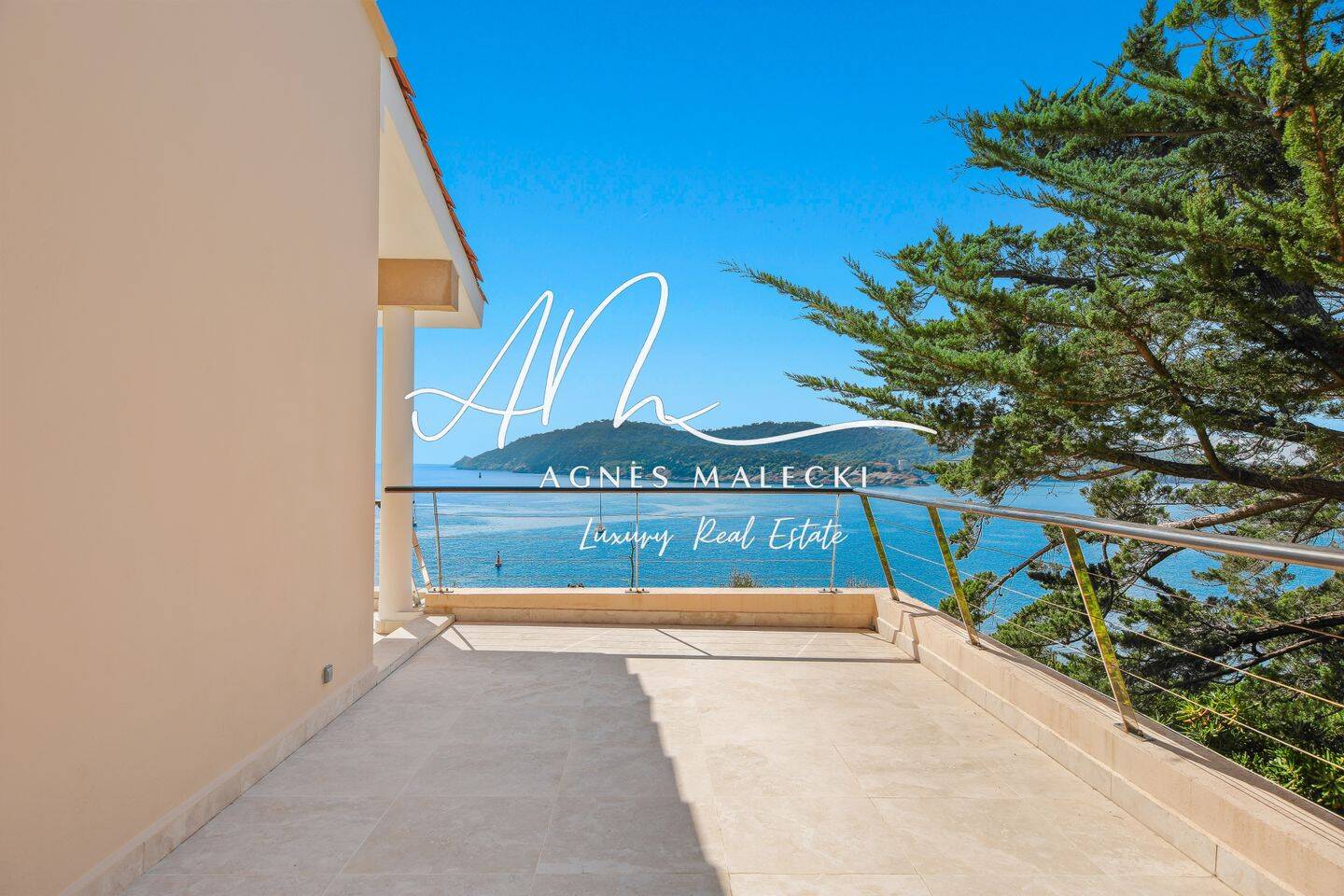 Maison 5 pièces 188 m² · à Hyères · 188 m² · 1 790 000 €