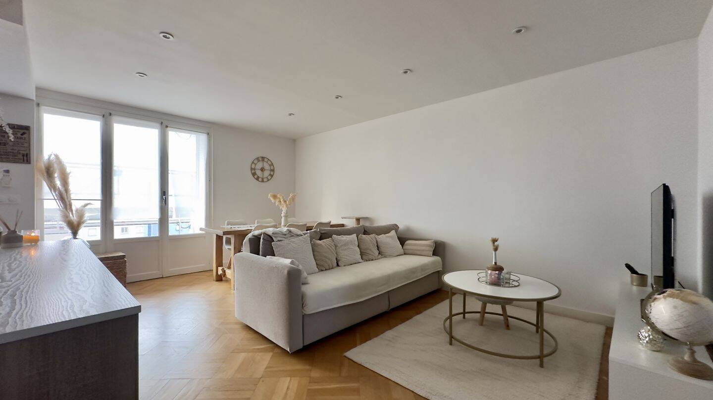 Appartement 3 pièces 56 m² · à Sainte-Foy-lès-Lyon · 55,6 m² · 199 000 €