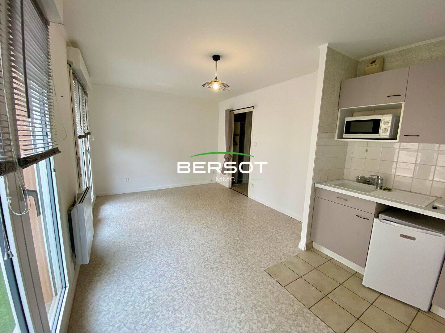 Appartement 1 pièce 24 m² · à Pontarlier · 23,7 m² · 475 €