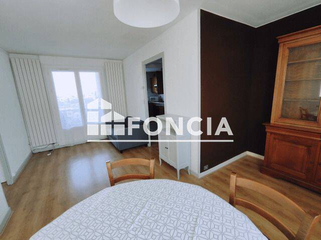Appartement 3 pièces 58 m² · à Grenoble · 58,1 m² · 700 €