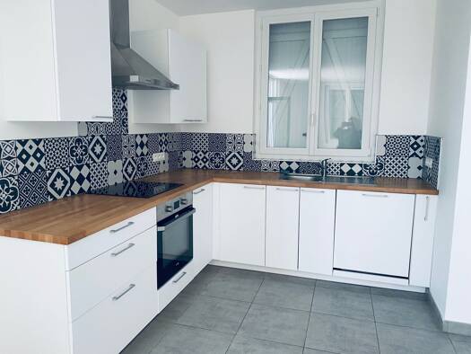 Maison à louer 1 150 € 4 pièces 2 chambres 120 m² 95 m² de terrain Avenue du Président Wilson Montivilliers 76290