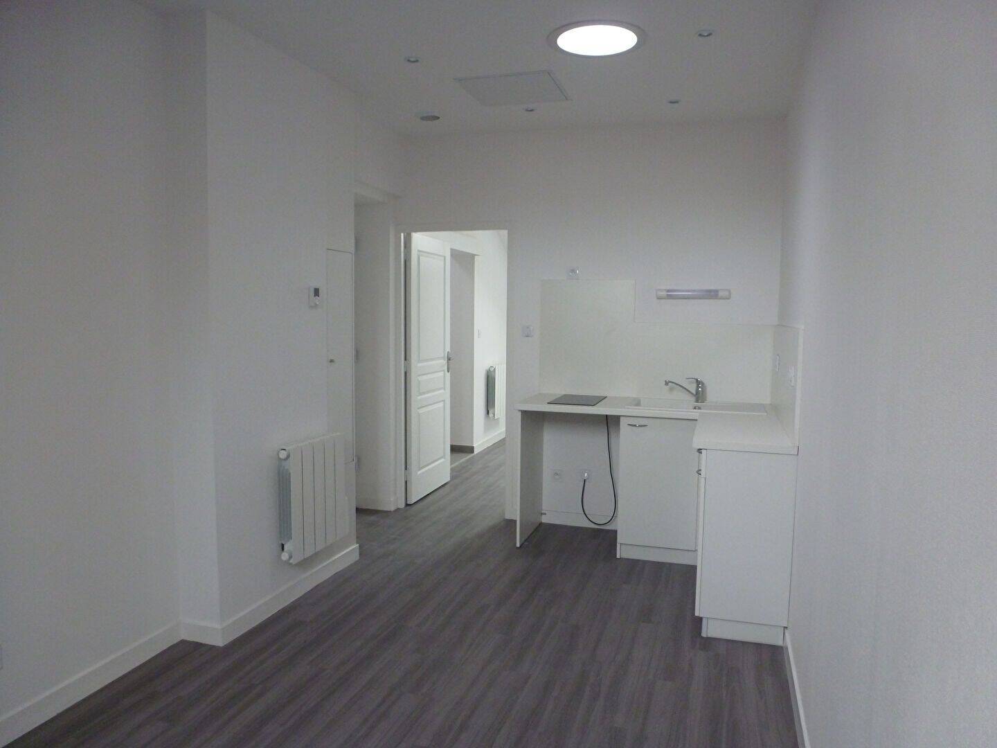 Appartement 1 pièce 30 m² · à Lyon 3ème Arrondissement · 30,1 m² · 648 €