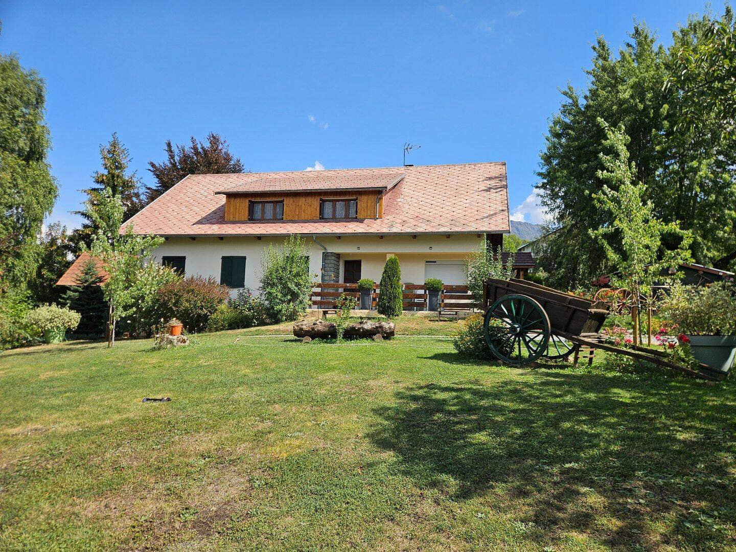 Maison 10 pièces 223 m² · à Saint-Bonnet-en-Champsaur · 223 m² · 549 117 €