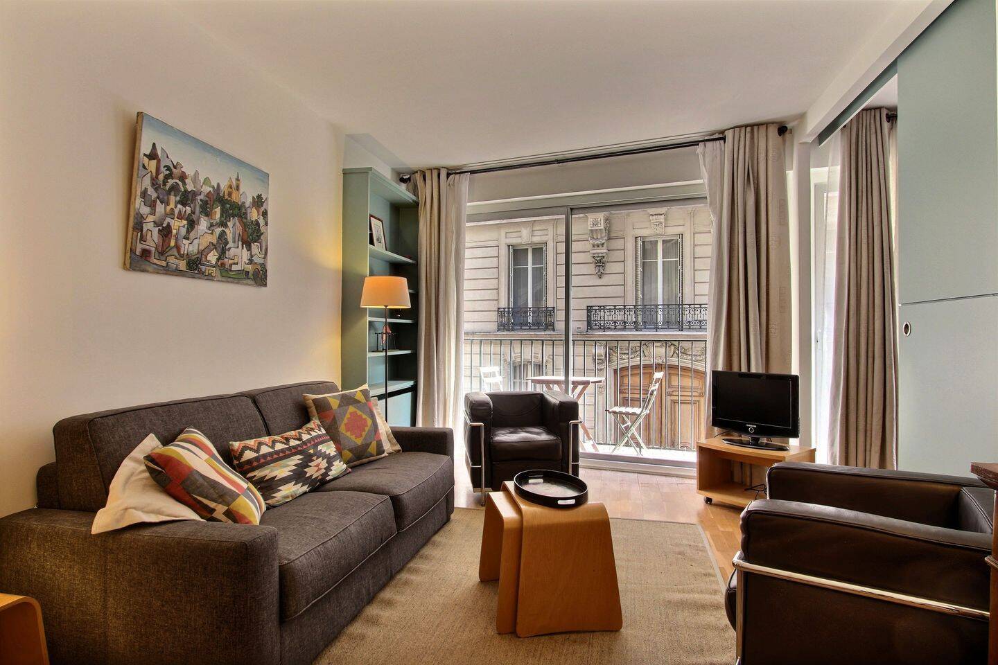 Appartement 2 pièces 50 m² · à Paris 7ème Arrondissement · 50 m² · 2 300 €