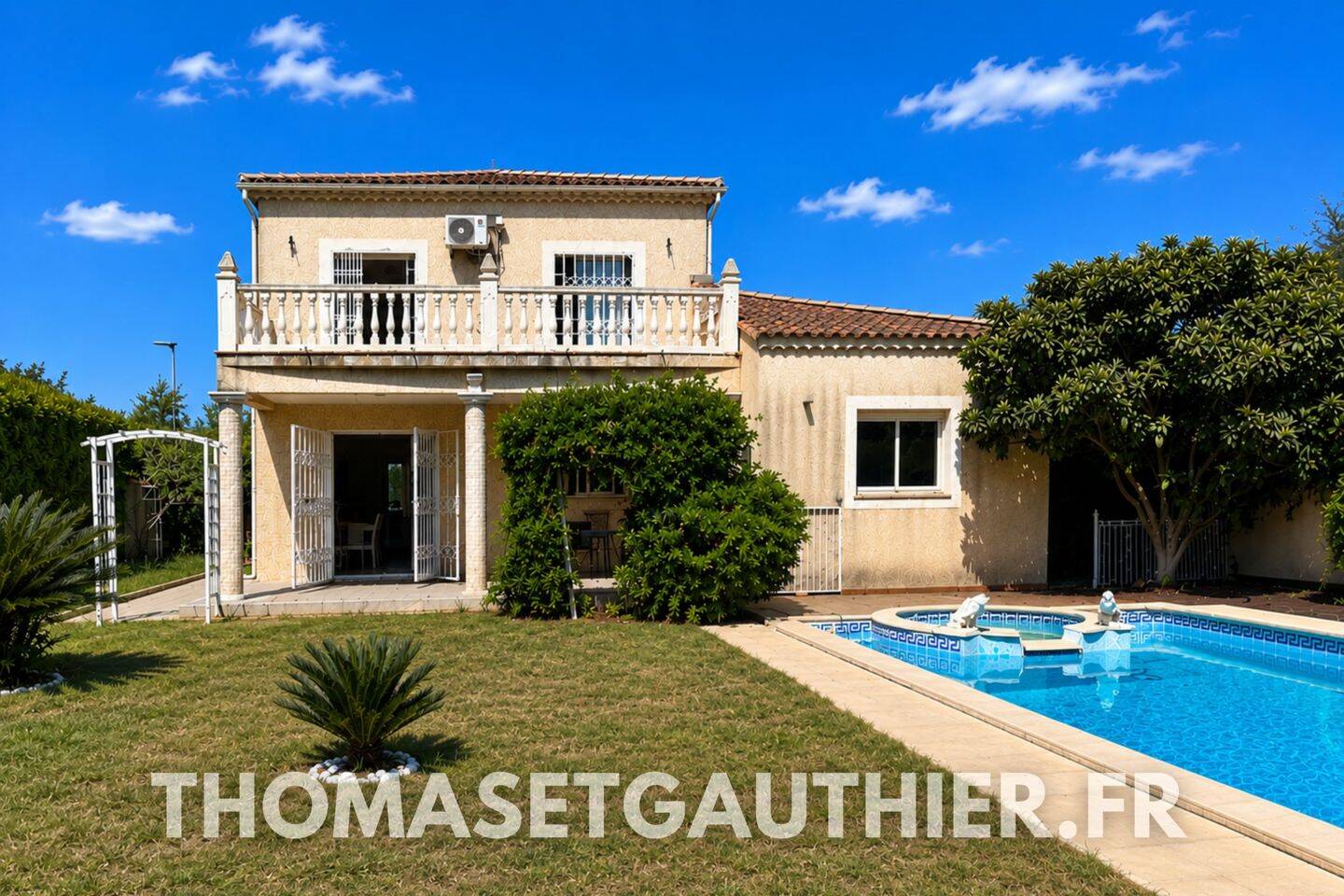 Maison 5 pièces 200 m² · à Sorgues · 200 m² · 440 000 €