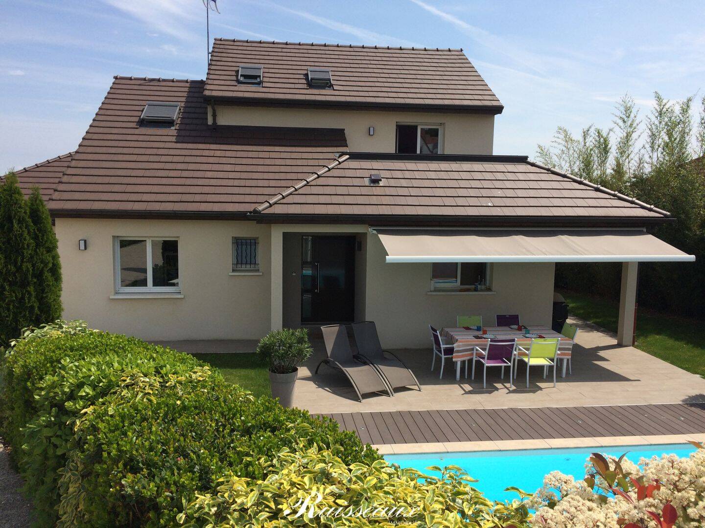Maison 8 pièces 180 m² · à Fontaine-lès-Dijon · 180 m² · 730 000 €