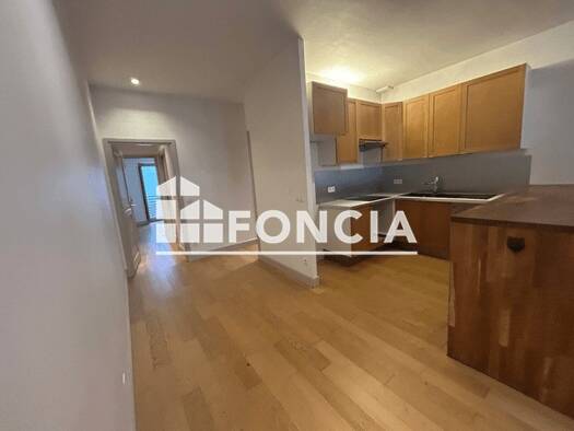 Appartement à louer 965 € 4 pièces 3 chambres 81,4 m² 3ème étage Saint Laurent Grenoble 38000