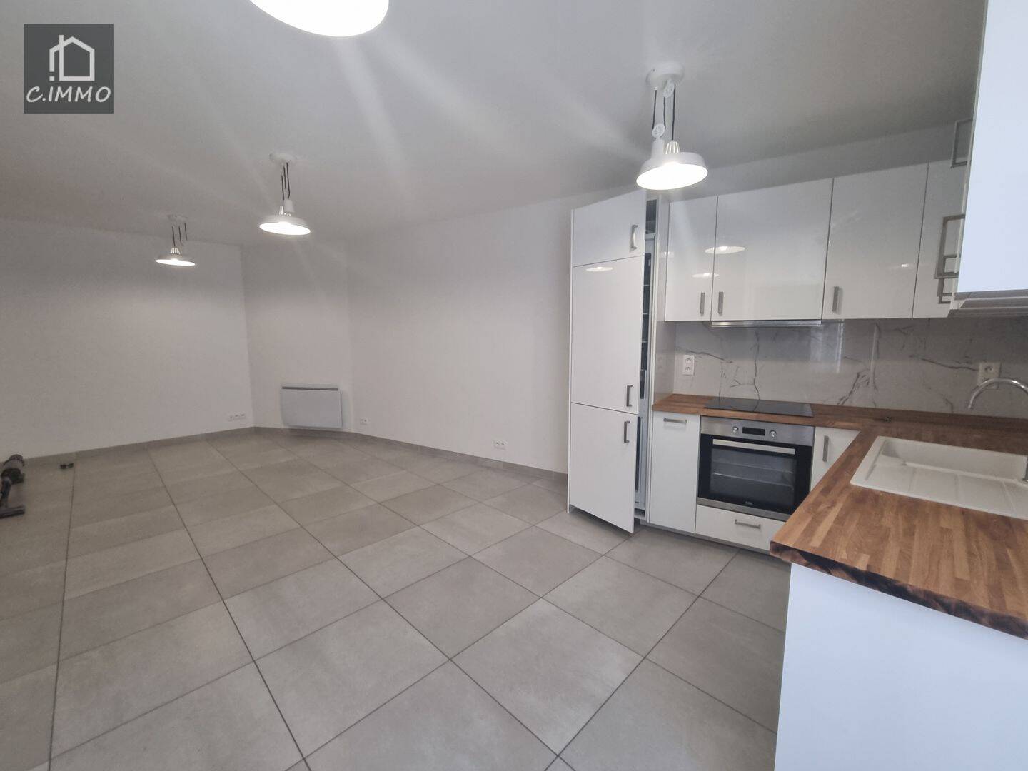 Appartement 3 pièces 59 m² · à Abeilhan · 58,6 m² · 665 €/mois