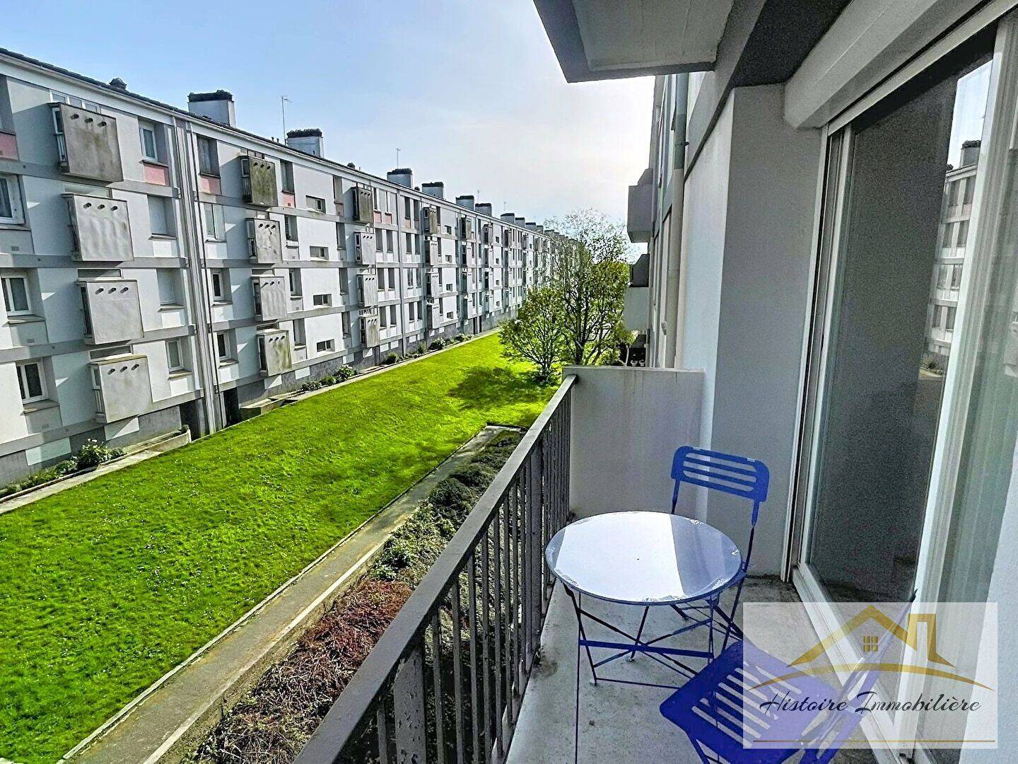 5 pièces 80 m² · à Brest · 80,1 m² · 420 €/mois