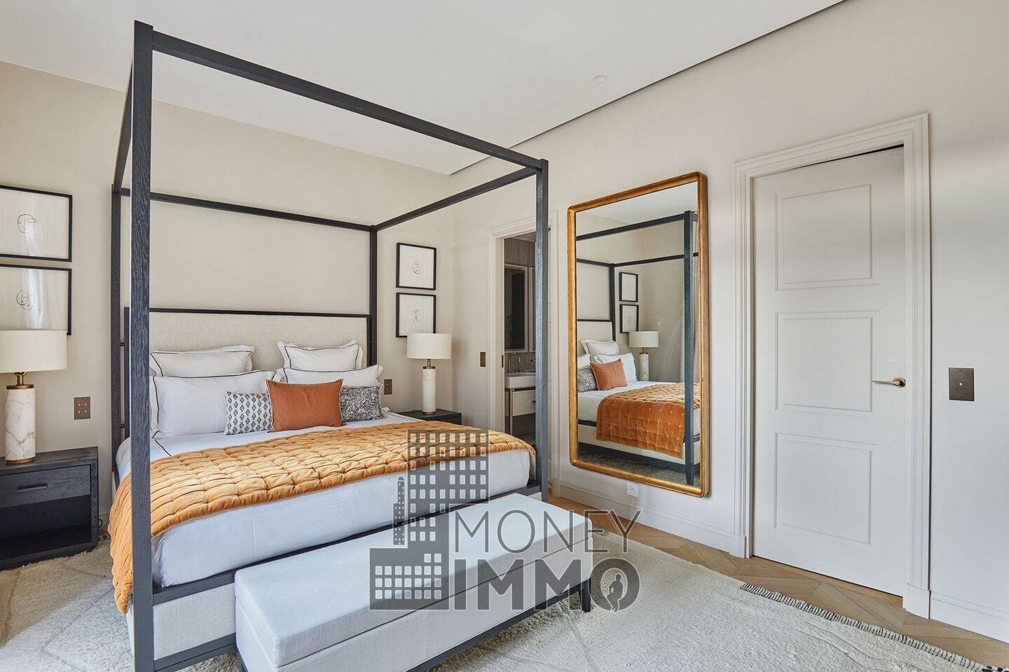 Appartement 5 pièces 165 m² · à Paris 8ème Arrondissement · 165 m² · 19 600 €/mois