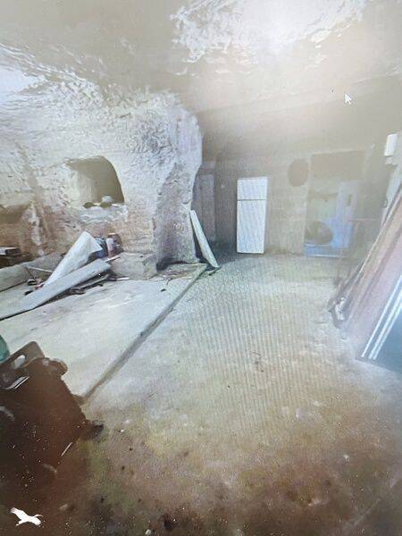 Maison 1 pièce 90 m² · à Rochecorbon · 90 m² · 30 000 €