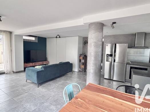 Maison à vendre 269 000 € 6 pièces 5 chambres 171 m² 657 m² de terrain Bas-en-Basset 43210