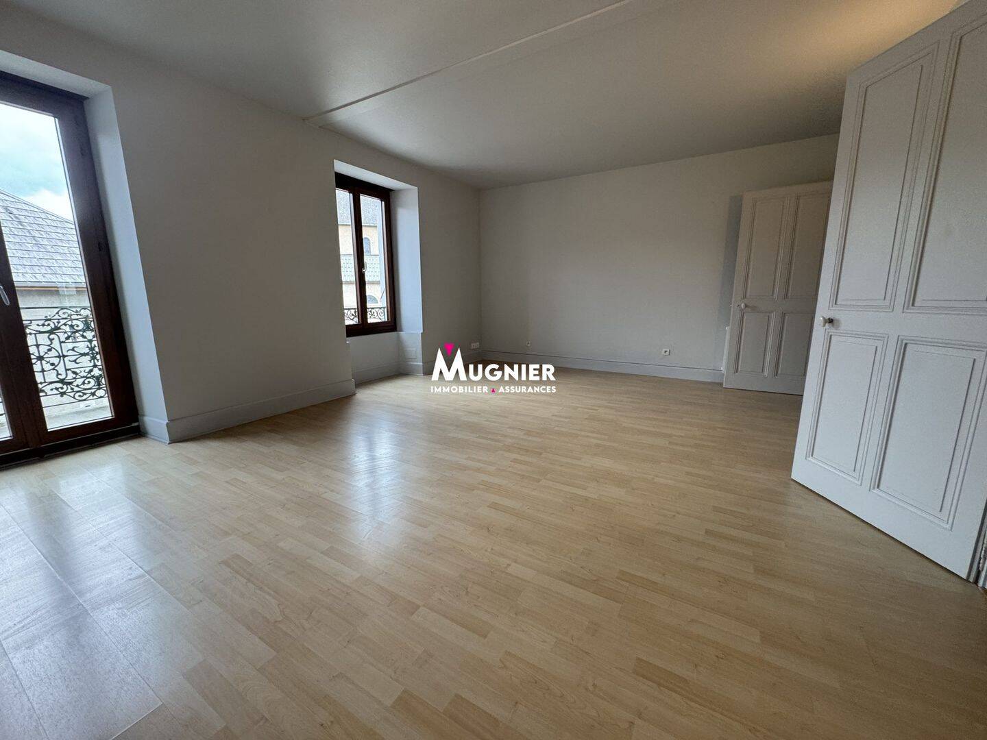 Appartement 3 pièces 97 m² · à Taninges · 97,4 m² · 1 200 €
