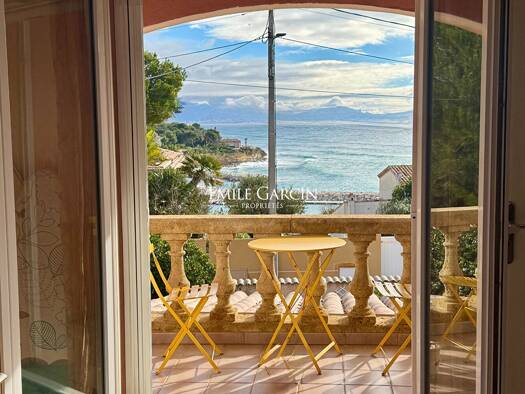 Maison à vendre 860 000 € 5 pièces 3 chambres 120 m² 600 m² de terrain Centre Carry-le-Rouet 13620