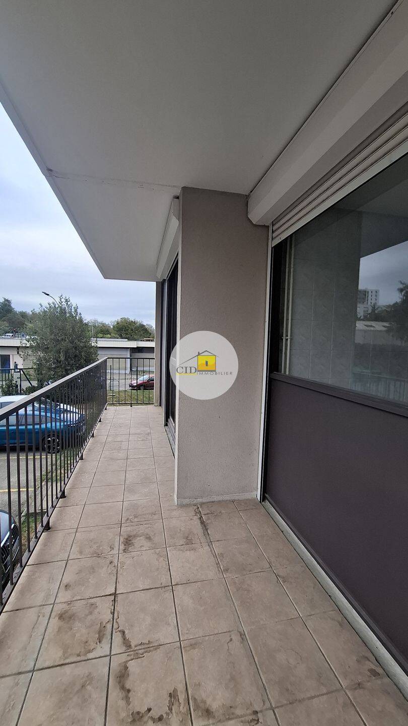 Appartement 3 pièces 65 m² · à Saint-Priest · 65 m² · 890 €/mois