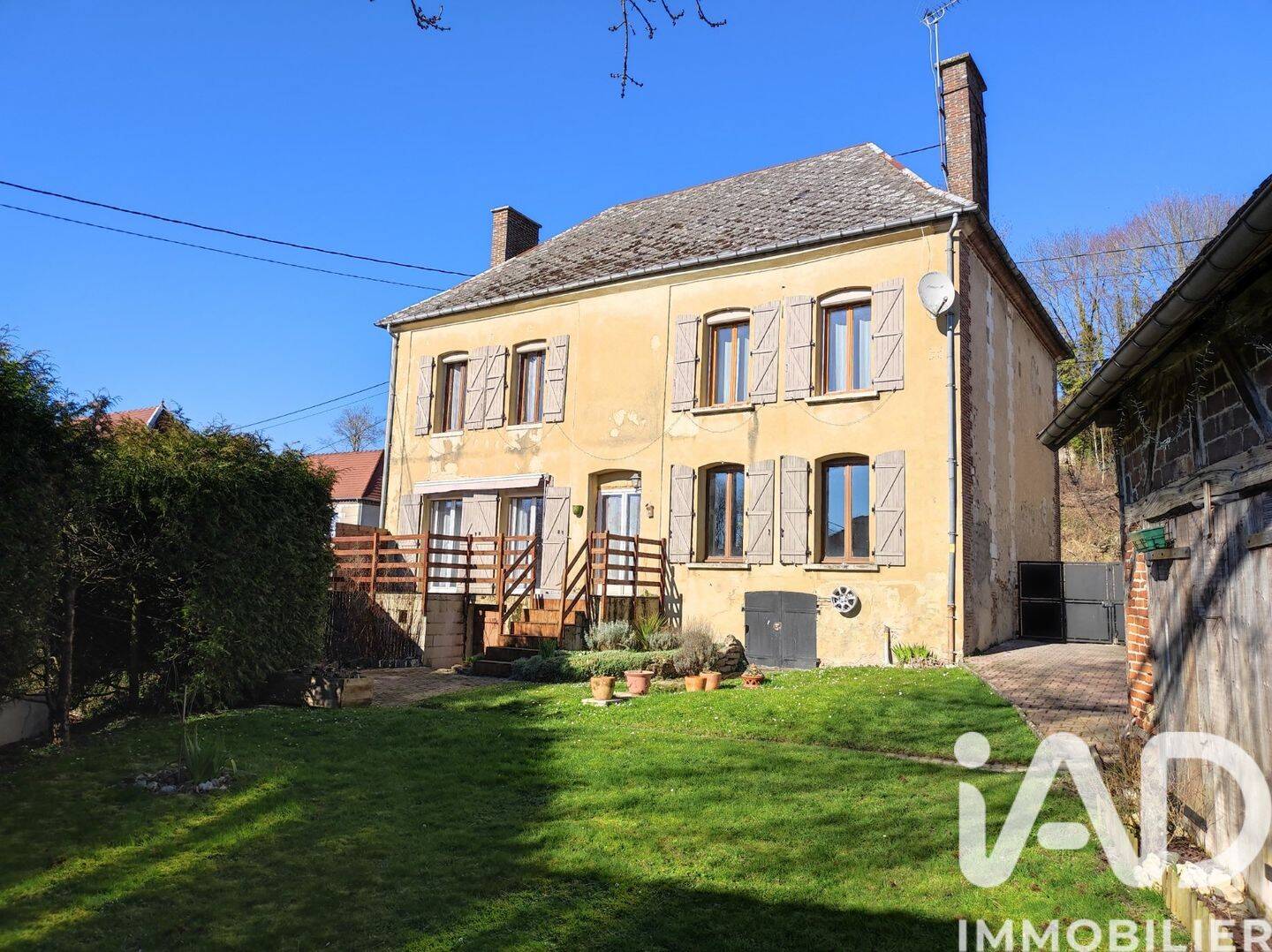 Maison 5 pièces 175 m² · à Fontvannes · 175 m² · 110 000 €