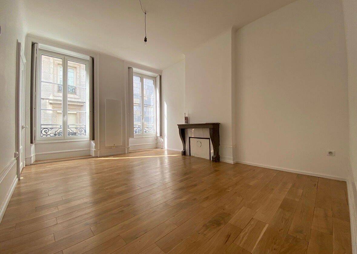 Appartement 4 pièces 86 m² · à Besançon · 86 m² · 995 €/mois