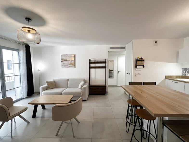 Appartement à vendre 265 000 € 2 pièces 1 chambre 48 m² Étage 1/4 Bonifacio 20169