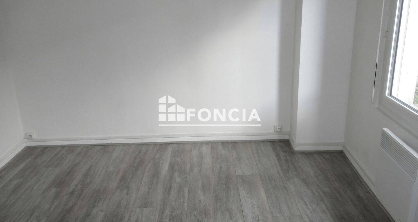 Appartement 1 pièce 18 m² · à Étampes · 17,7 m² · 410 €/mois