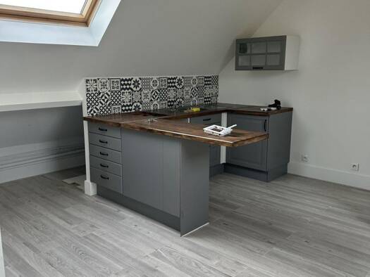 Appartement à louer - logement étudiant 670 € 1 pièce 29 m² 2ème étage Moisselles 95570