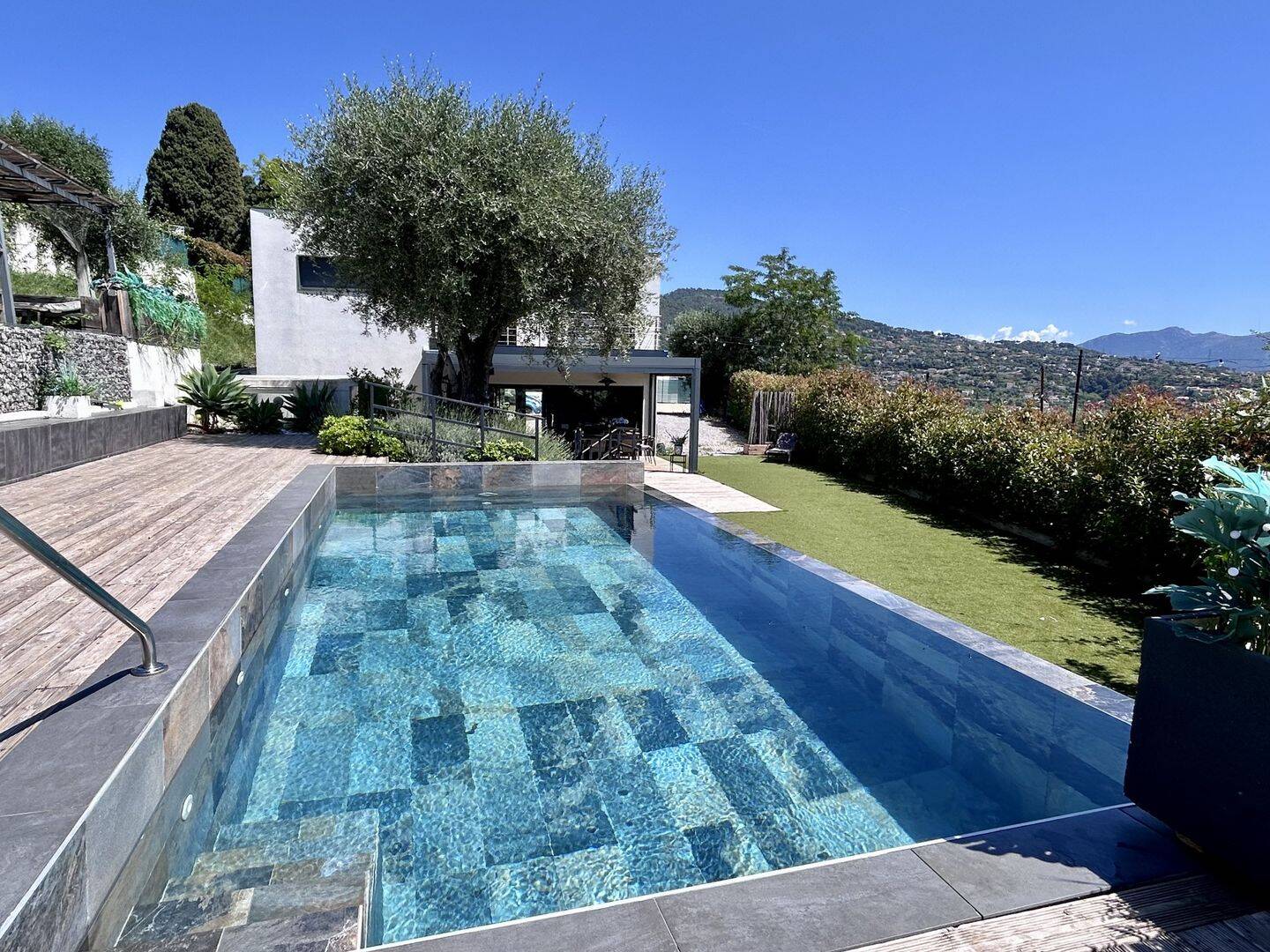 Maison 5 pièces 167 m² · à Nice · 167 m² · 1 695 000 €