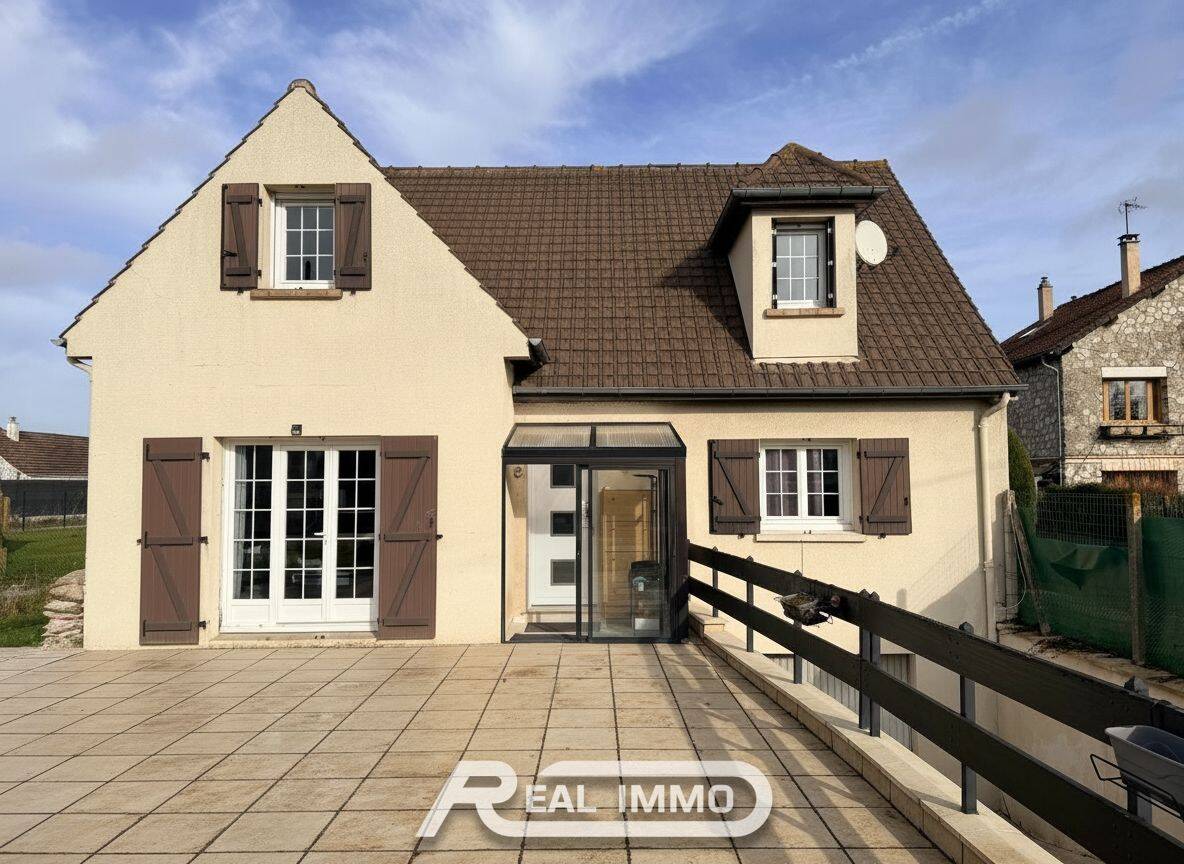 Maison 6 pièces 133 m² · à Neauphle-le-Château · 132,6 m² · 499 000 €