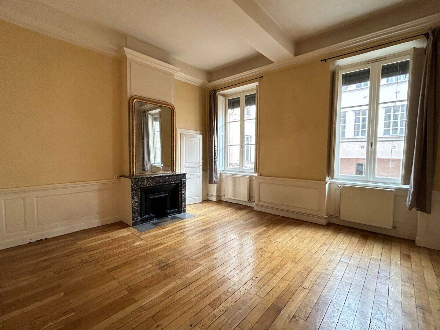 Appartement 3 pièces 78 m² · à Lyon 2ème Arrondissement · 77,9 m² · 1 333 €