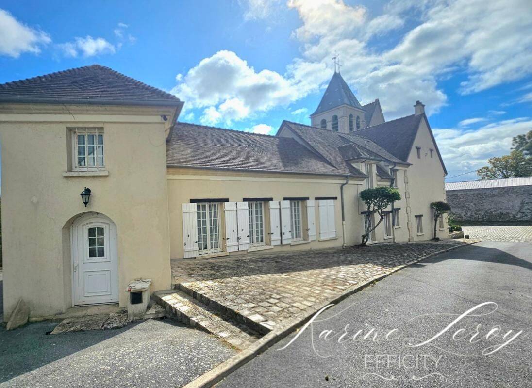 Maison 12 pièces 400 m² · à Mareil-en-France · 400 m² · 905 000 €