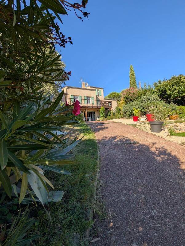 Maison 5 pièces 154 m² · à Manosque · 154 m² · 640 500 €