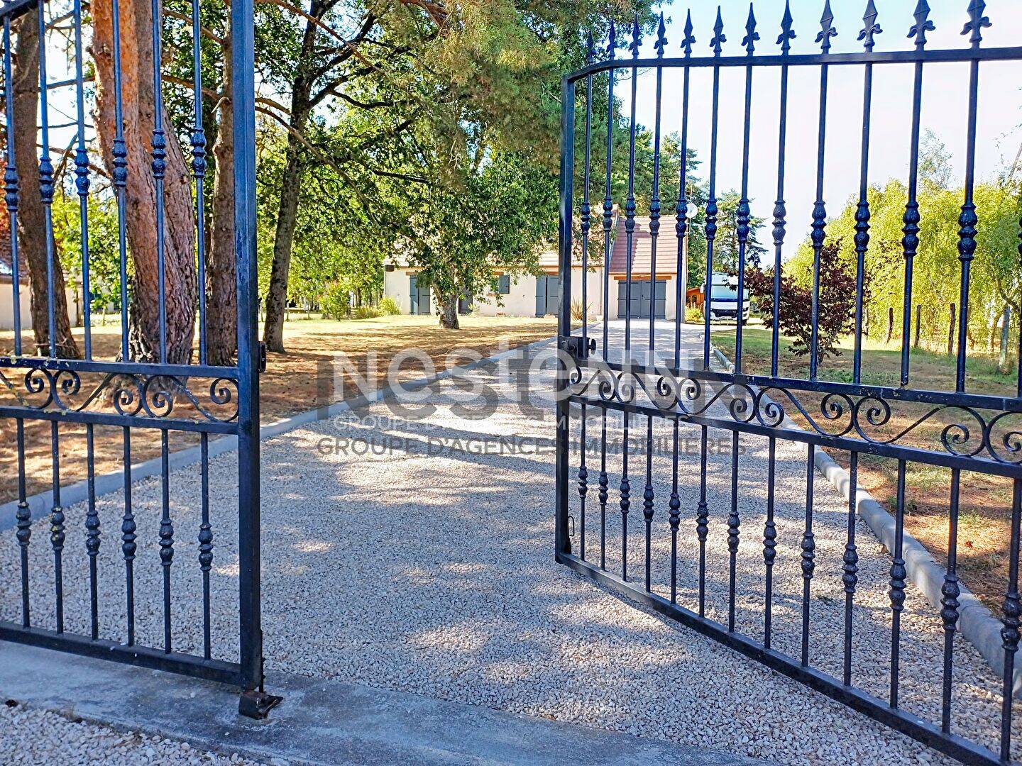 Maison 5 pièces 123 m² · à Mont-près-Chambord · 123 m² · 299 000 €