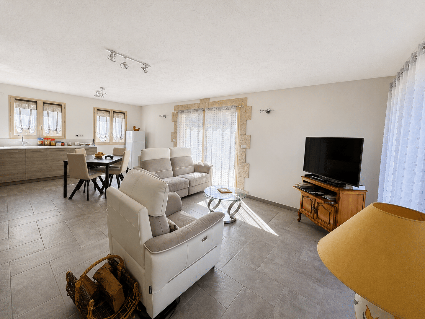 Maison 6 pièces 85 m² · à Villefort · 84,7 m² · 54 586 €