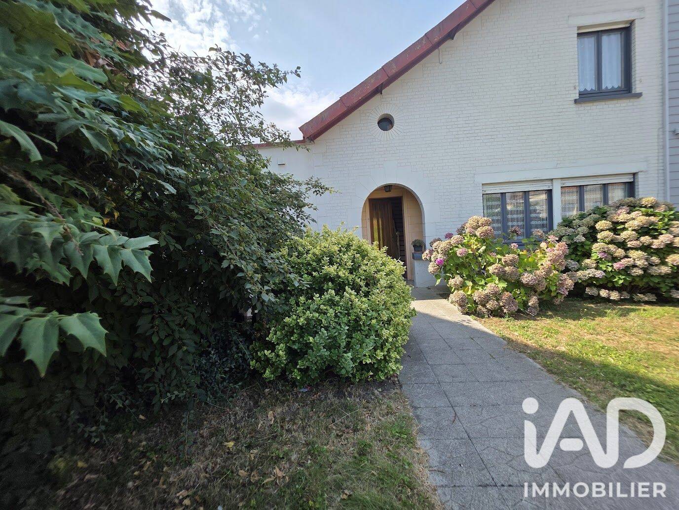 Maison 4 pièces 95 m² · à Aire-sur-la-Lys · 94,6 m² · 99 000 €