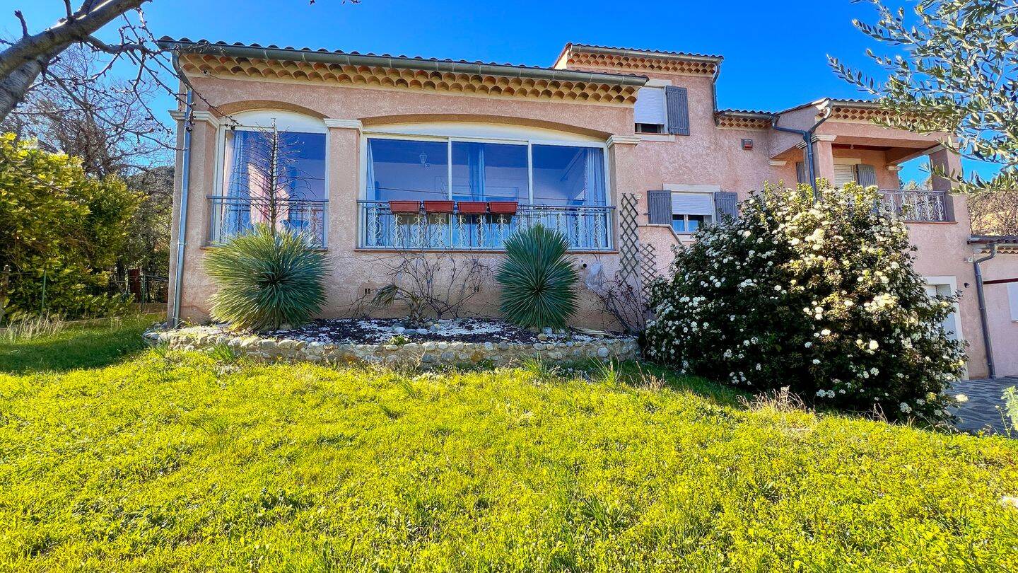 Maison 8 pièces 184 m² · à Château-Arnoux-Saint-Auban · 184 m² · 399 000 €