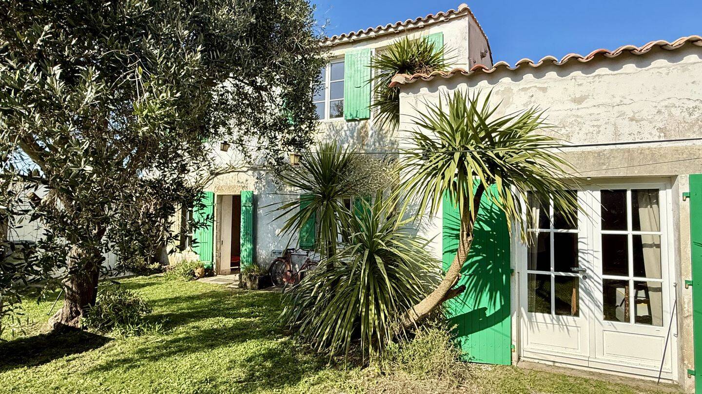 Maison 9 pièces 240 m² · à Loix · 240 m² · 1 400 000 €