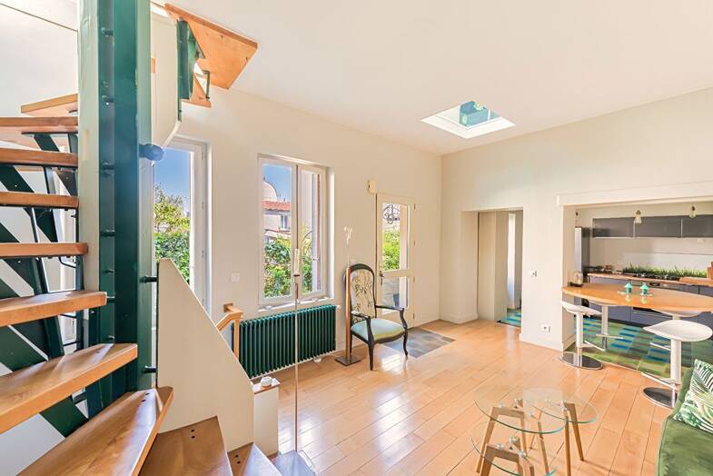 Appartement à vendre 418 000 € 2 pièces 1 chambre 72 m² Plateau Gentilly 94250