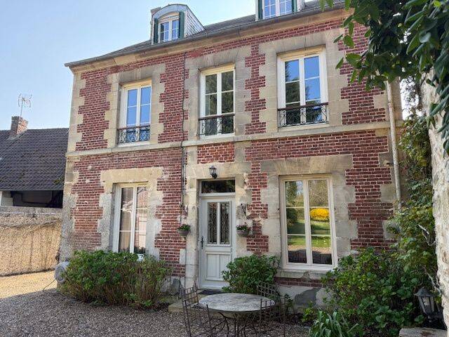 15 MN CHANTILLY - 10MN GOUVIEUX ET LAMORLAY