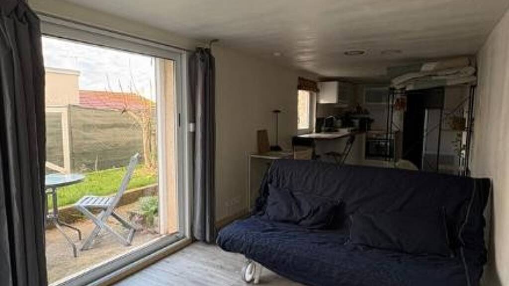 Appartement à louer - logement étudiant 425 € 1 pièce 28 m² RDC Saint-Étienne 42000