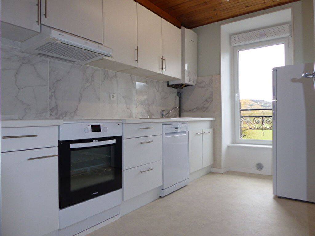 Appartement 3 pièces 56 m² · à Sévérac d'Aveyron · 55,8 m² · 405 €/mois