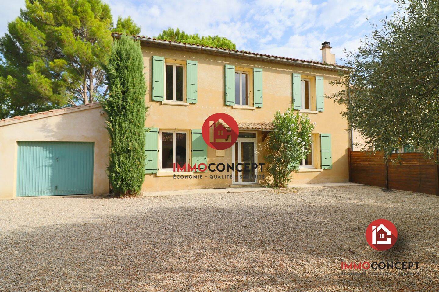 Maison 5 pièces 149 m² · à Laudun-l'Ardoise · 149,1 m² · 950 €/mois