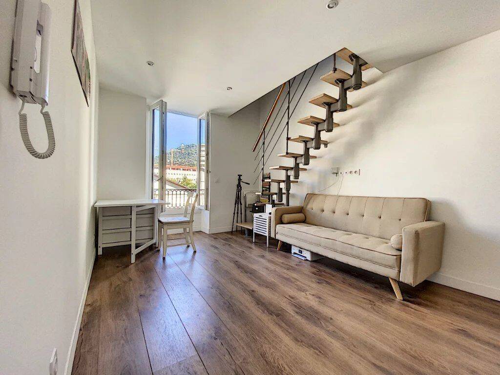 Appartement 2 pièces 27 m² · à Nice · 26,7 m² · 832 €