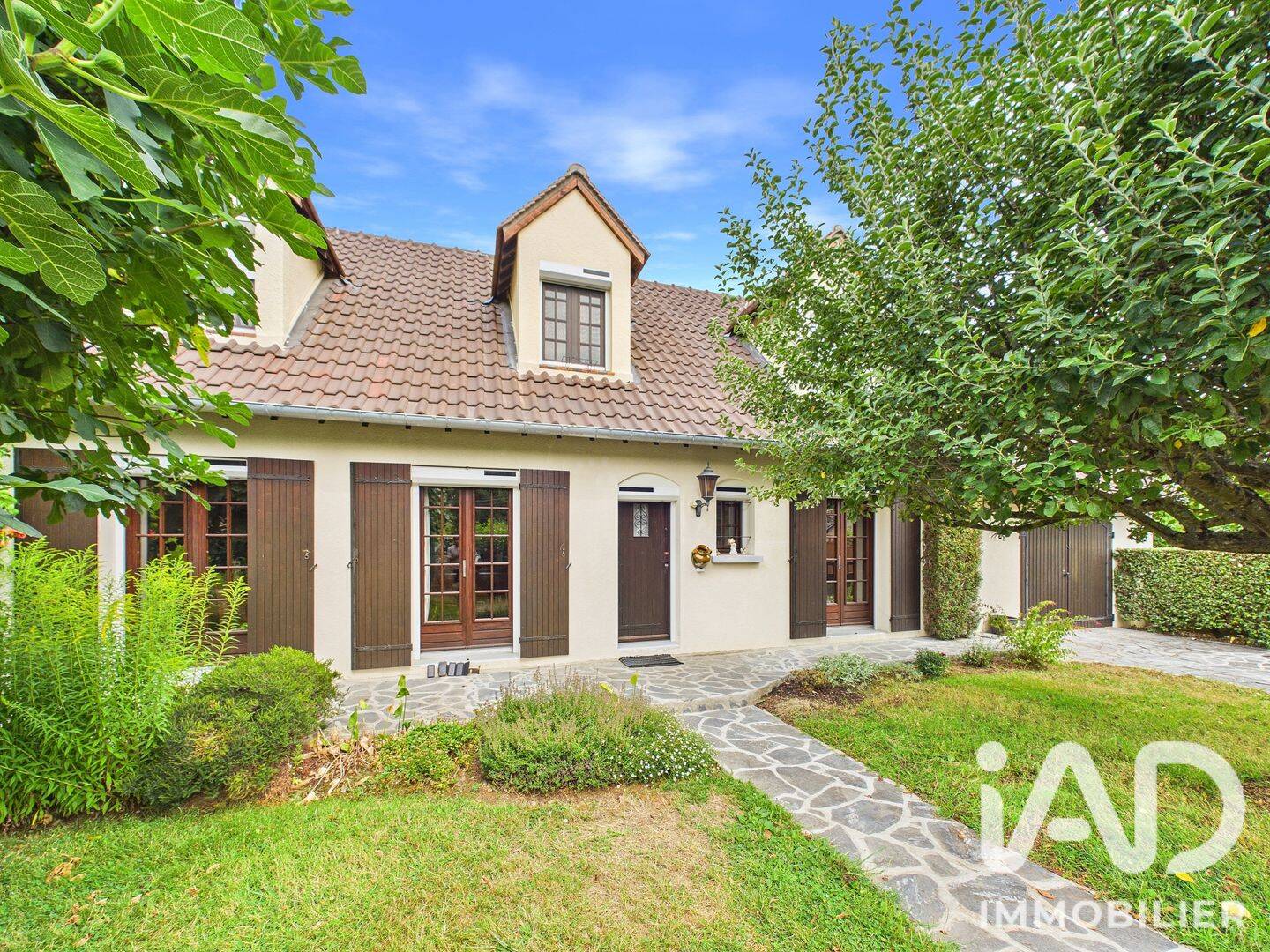 Maison 6 pièces 132 m² · à Livry-sur-Seine · 132 m² · 330 000 €