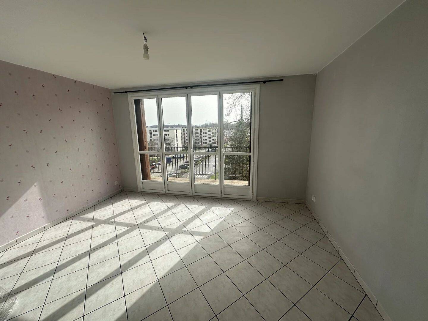 Appartement 3 pièces 65 m² · à Joué-lès-Tours · 65 m² · 115 000 €