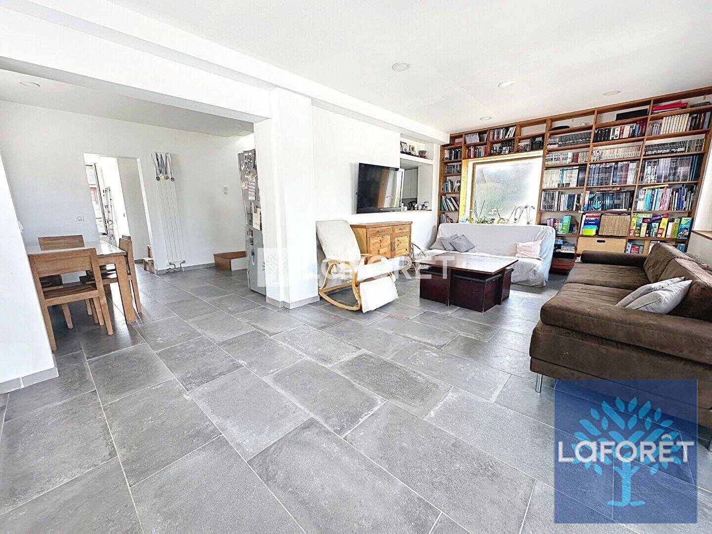 Maison 6 pièces 119 m² · à Vigneux-sur-Seine · 118,7 m² · 369 000 €