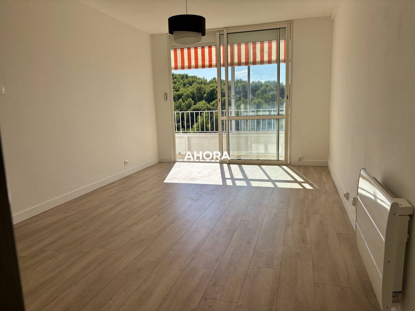 Appartement 3 pièces 61 m² · à Marseille 9ème Arrondissement · 60,8 m² · 980 €/mois