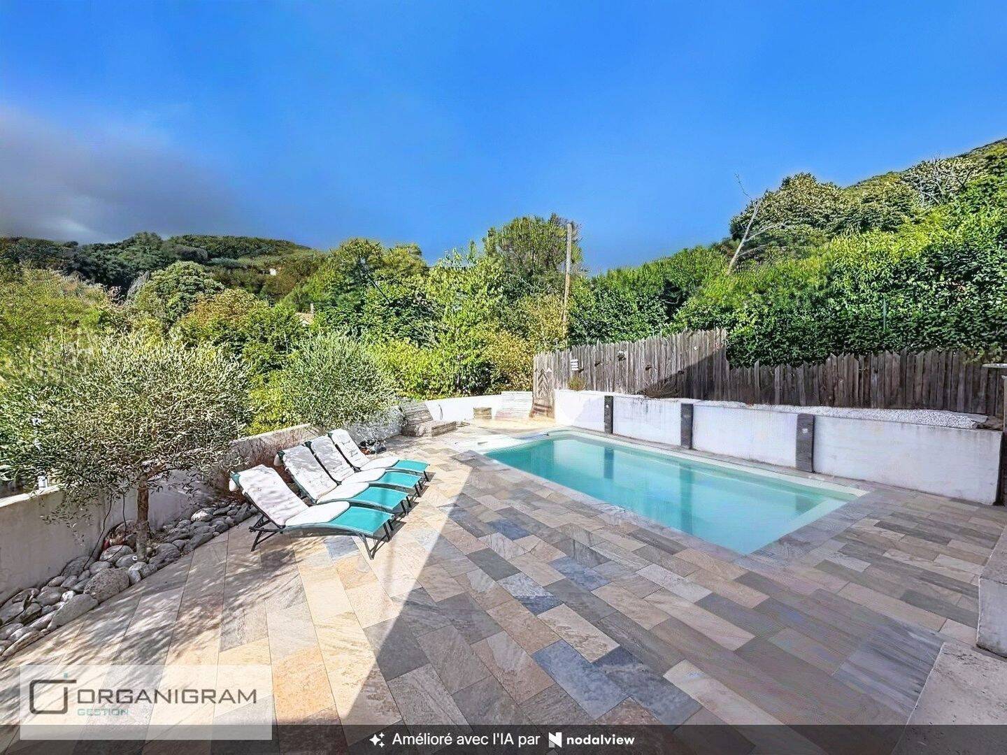 Maison 5 pièces 148 m² · à Tavera · 148,3 m² · 2 200 €/mois
