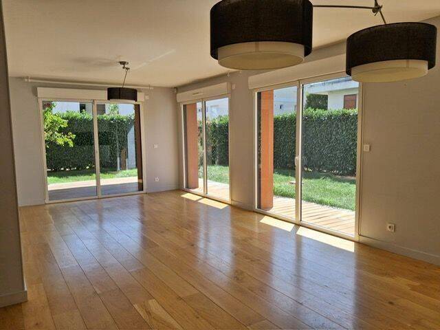 Appartement 4 pièces 86 m² · à Divonne-les-Bains · 86,2 m² · 2 790 €/mois