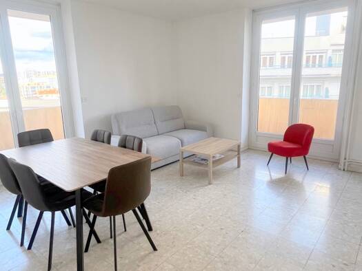Appartement à louer 690 € 2 pièces 1 chambre 55 m² Étage 5/9 Bergson-La Terrasse Saint-Étienne 42000