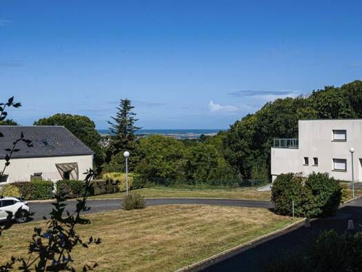 Appartement à vendre 214 800 € 2 pièces 1 chambre 46 m² RDC/4 Trébeurden 22560