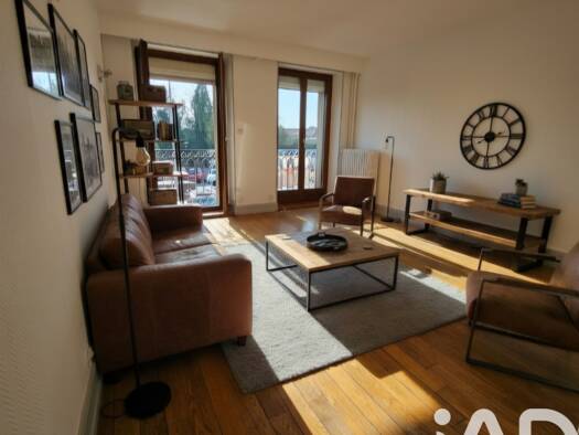 Maison de ville à vendre 175 000 € 8 pièces 4 chambres 138 m² 67 m² de terrain Centre Ville  Verdun 55100