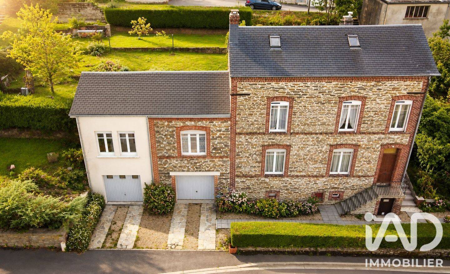 Maison 7 pièces 148 m² · à Bogny-sur-Meuse · 148 m² · 139 000 €